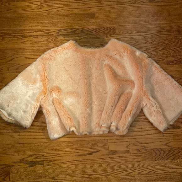 Zara salmon pink fur pull over. - Picture 1 of 8
